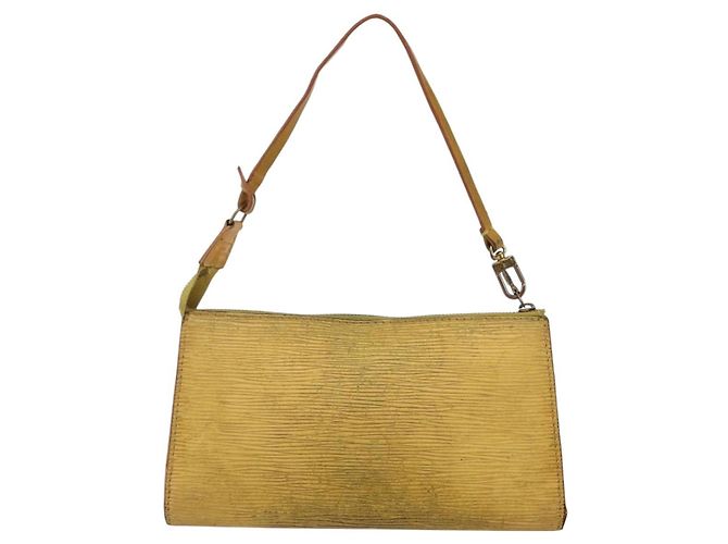 LOUIS VUITTON Pochette Accessori Epi Gialla M52989 LV Auth bs30233 Giallo - vista 3