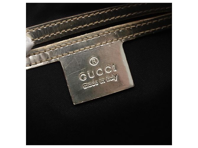 Gucci Borsa a spalla GG Supreme in PVC bianco e oro 190258 Auth 147063 D'oro - vista 17