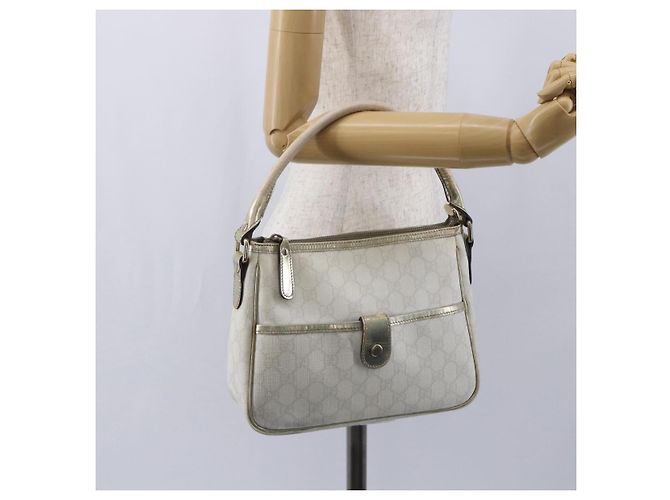 Gucci Borsa a spalla GG Supreme in PVC bianco e oro 190258 Auth 147063 D'oro - vista 22