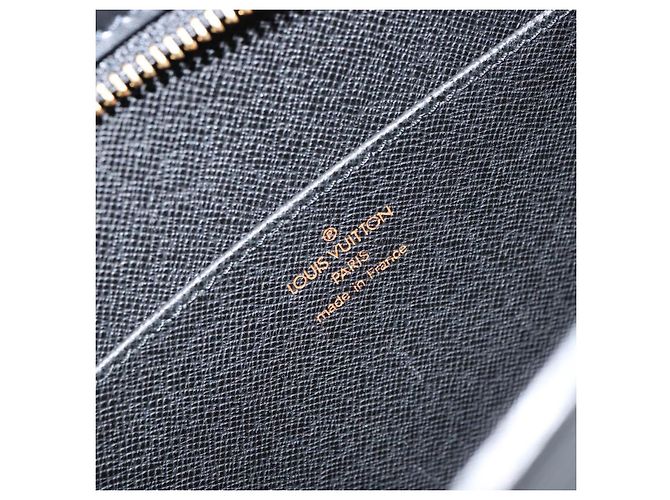 LOUIS VUITTON Pochette Uomo Epi Borsa a Mano Nera M52522 LV Auth mr1729 Nero - vista 17