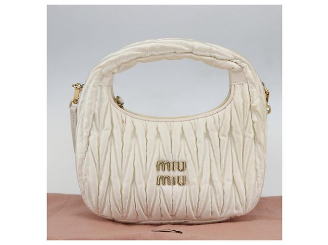 Borsa Miu Miu Matelassé Satin 2in1 Bianco Oro Auth 158666SAM D'oro - vista 12