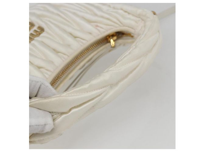 Borsa Miu Miu Matelassé Satin 2in1 Bianco Oro Auth 158666SAM D'oro - vista 7
