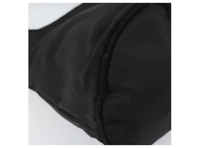 Borsa a mano PRADA in nylon nero Auth BA8979 - vista 12