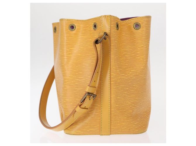 Noe LOUIS VUITTON Borsa a Spalla Petit Noé Epi Gialla M44109 LV Auth 153869 Giallo - vista 4