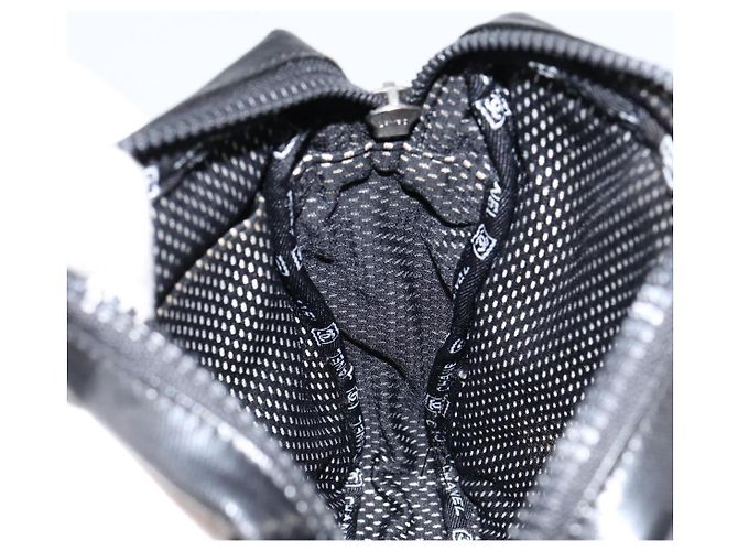 Borsa a Spalla CHANEL Sports Line Pelle Verniciata Argento Nero CC Auth ka387 - vista 18