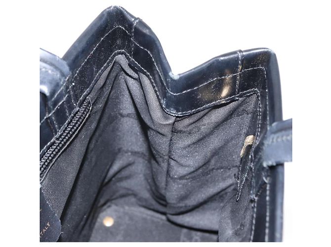Borsa a mano Gancini in pelle nera e oro Auth 154475 di Salvatore Ferragamo Nero D'oro - vista 17