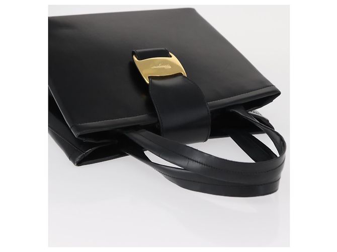 Borsa a mano Gancini in pelle nera e oro Auth 154475 di Salvatore Ferragamo Nero D'oro - vista 6