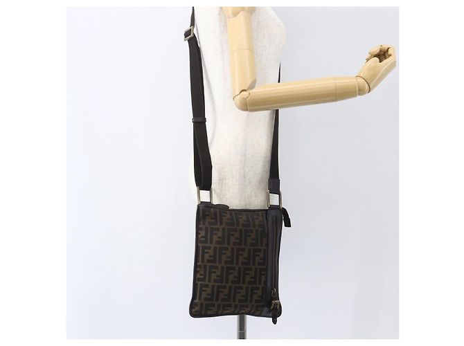 Borsa a Spalla FENDI in Tela Zucca Nera Marrone Oro Auth 156175 Nero D'oro - vista 24