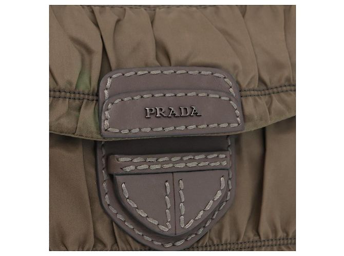 Bolso de Hombro PRADA de Nylon y Cuero Gris Auth ka788 Castaño - vista 17