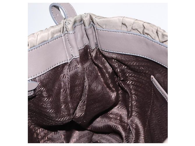 Bolso de Hombro PRADA de Nylon y Cuero Gris Auth ka788 Castaño - vista 20