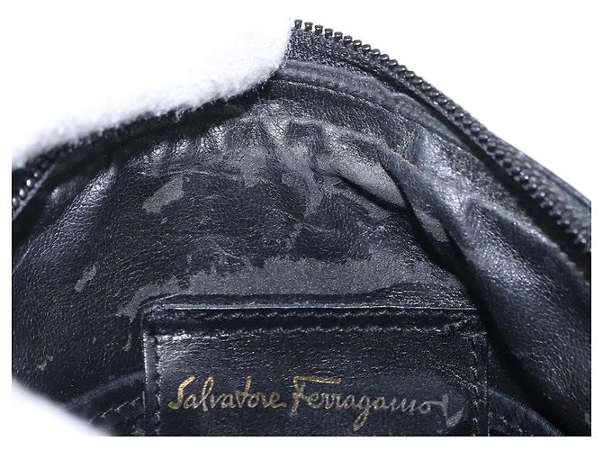 Vala Schultertasche aus Leder Schwarz Gold Salvatore Ferragamo Auth bs30964 Golden - Ansicht 11