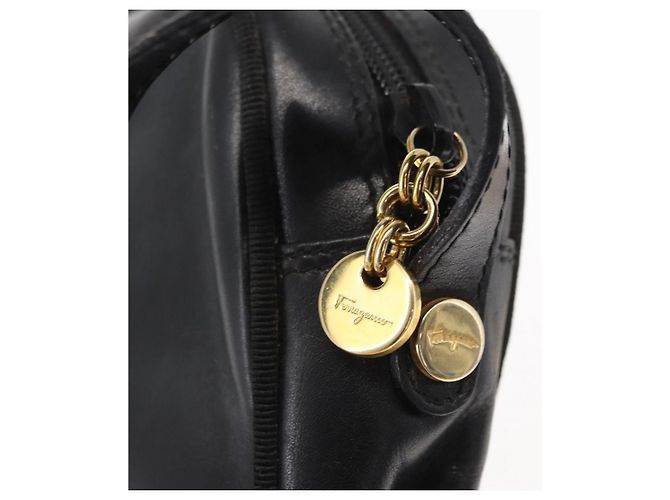 Vala Schultertasche aus Leder Schwarz Gold Salvatore Ferragamo Auth bs30964 Golden - Ansicht 8