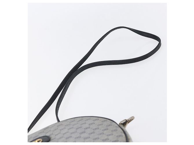 Gucci Borsa a Spalla Micro GG Supreme PVC Navy Gold Auth BA7782 D'oro Blu navy - vista 8