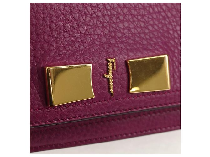 Borsa a Spalla Gancini Chain in Pelle Salvatore Ferragamo Viola Oro Auth 153364V D'oro Porpora - vista 19