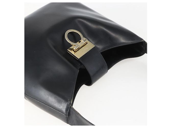 Borsa a Spalla Gancini in Pelle Nera e Oro Salvatore Ferragamo Auth 157063 Nero D'oro - vista 6