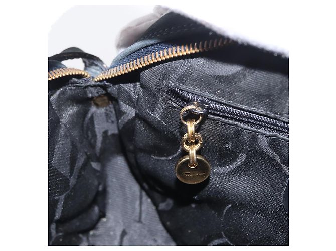 Borsa a Spalla Vala in Camoscio Blu Navy e Oro Auth BA7661 di Salvatore Ferragamo D'oro - vista 19