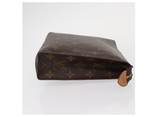 LOUIS VUITTON Poche Toilette Monogram 26 M47542 LV Auth 154198 Monogramma - vista 3