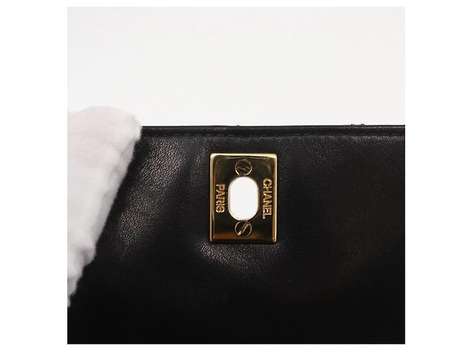 CHANEL Borsa a vita Matelassé in pelle di agnello nera oro CC Auth 156628V Nero D'oro - vista 14