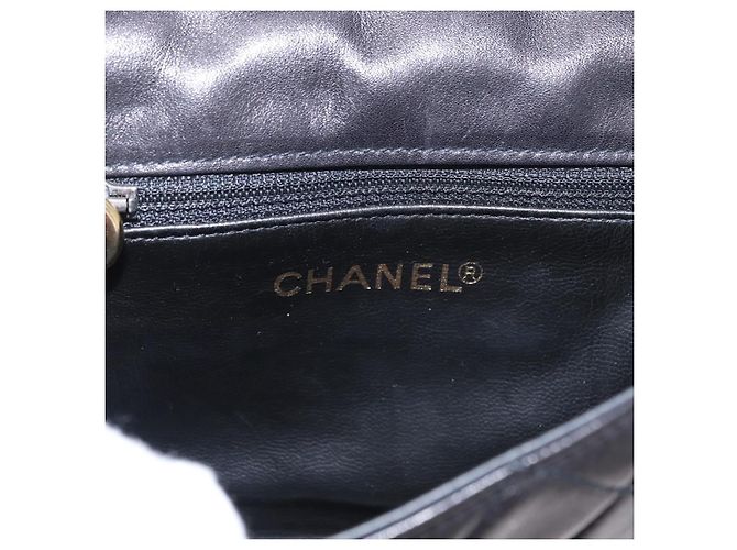 CHANEL Borsa a vita Matelassé in pelle di agnello nera oro CC Auth 156628V Nero D'oro - vista 15