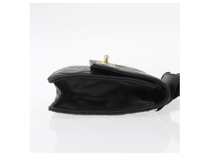 CHANEL Borsa a vita Matelassé in pelle di agnello nera oro CC Auth 156628V Nero D'oro - vista 4