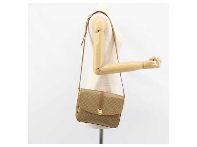Céline Borsa a Spalla in Tela Macadam CELINE in Pelle PVC Beige Oro Auth 153390 D'oro - vista 24