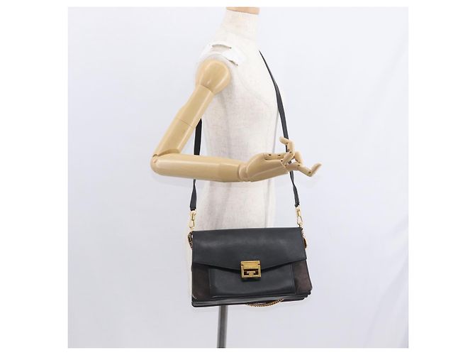 Givenchy Borsa a spalla con catena in pelle nera e oro Auth BA7680 Nero D'oro - vista 25