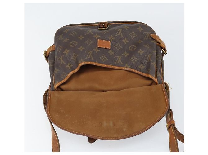 LOUIS VUITTON Bolso de Hombro Monogram Saumur 30 M42256 LV Auth bs30833 Monograma - vista 22