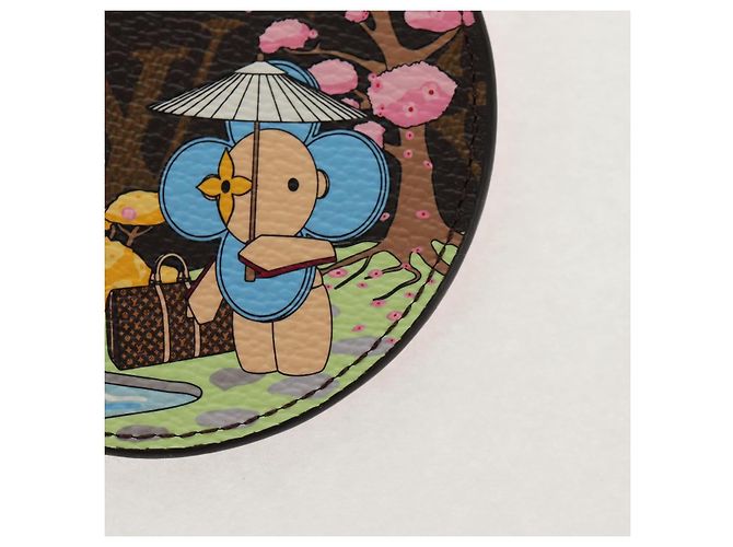LOUIS VUITTON Monogram Vivienne Porte Cre Illustre Charm M00499 Auth 143033SAM Monograma - vista 3