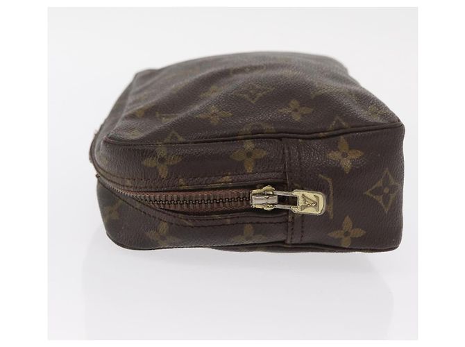 LOUIS VUITTON Trousse Toilette Monogram 23 Bolsa Clutch M47524 LV Auth BA8100 Monograma - vista 4