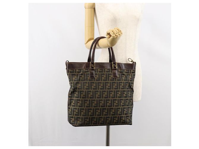 Borsa a mano in tela Zucca FENDI nera e marrone Auth 148627 Nero - vista 23