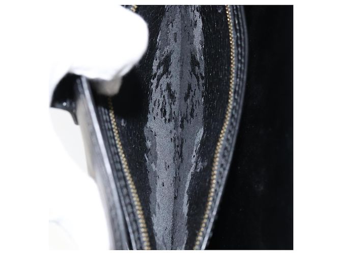 LOUIS VUITTON Borsa a Spalla Capuchin Epi Nera M52342 LV Auth 153942 Nero - vista 11