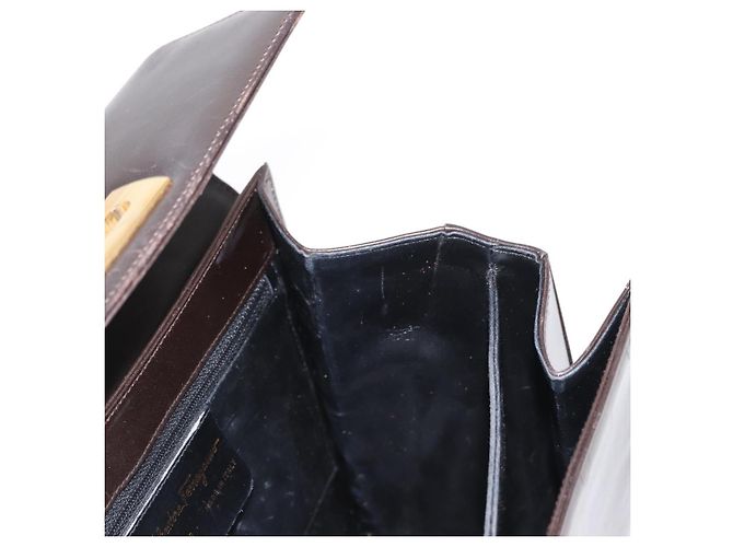 Borsa a mano Gancini in pelle nera e oro Auth 153902 di Salvatore Ferragamo Nero D'oro - vista 18