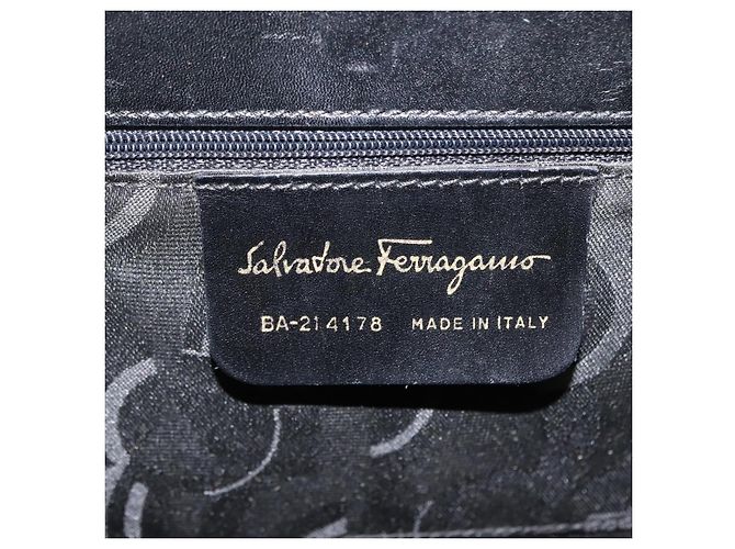 Borsa a mano Vala in pelle 2 in 1 nera e oro Auth BA7329 di Salvatore Ferragamo Nero D'oro - vista 17