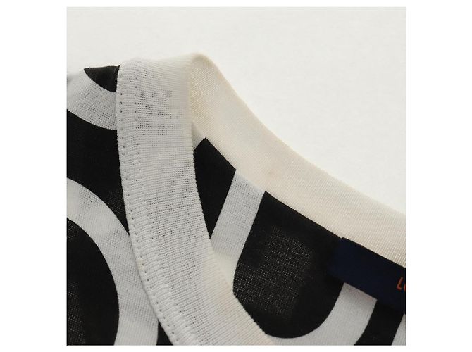 Louis Vuitton Camiseta de manga corta de algodón negra LV Auth 129780M Negro - vista 6