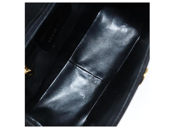 Borsa a Spalla Gancini in Camoscio Nero e Oro Auth 149105 di Salvatore Ferragamo D'oro - vista 17