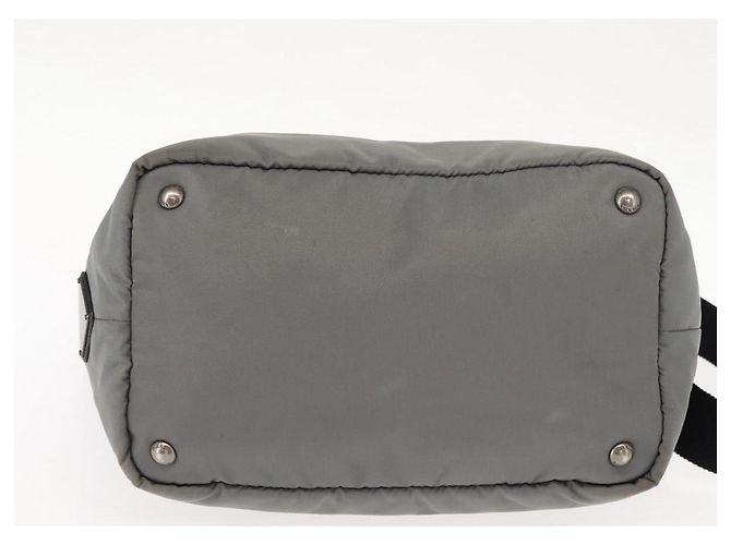 Borsa a mano PRADA in nylon 2 vie nera e grigia Auth ep11418 Marrone Nero - vista 12
