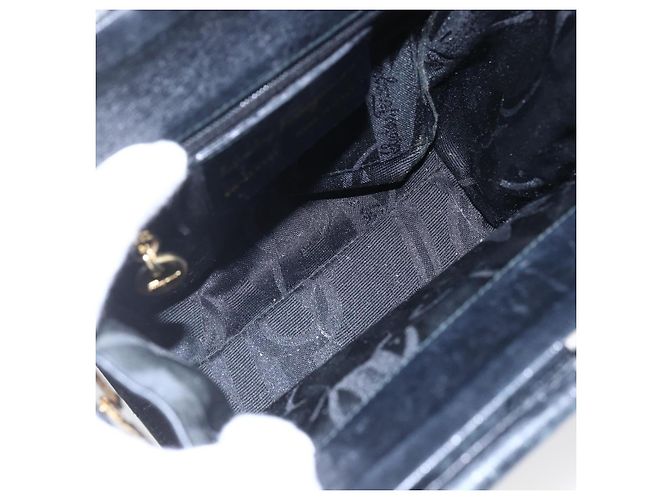 Borsa a mano Salvatore Ferragamo in pelle 2 in 1 nera e dorata Auth 152197 Nero D'oro - vista 18