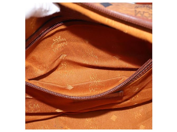 Borsa Boston MCM Logogram Vicetos in pelle PVC marrone e oro Auth gh902 D'oro - vista 21