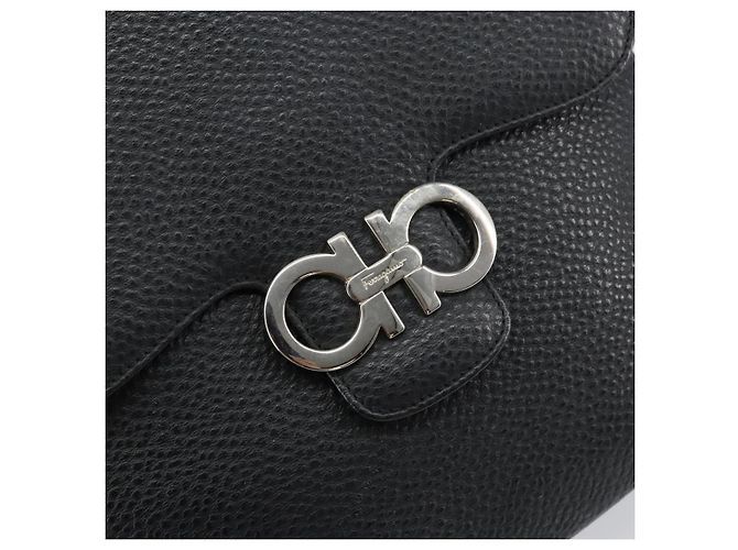 Borsa a Spalla Gancini in Pelle Nera e Argento Autentica Salvatore Ferragamo BA8229 Nero - vista 14