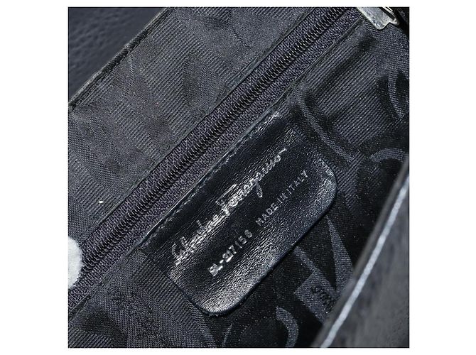 Borsa a Spalla Gancini in Pelle Nera e Argento Autentica Salvatore Ferragamo BA8229 Nero - vista 16