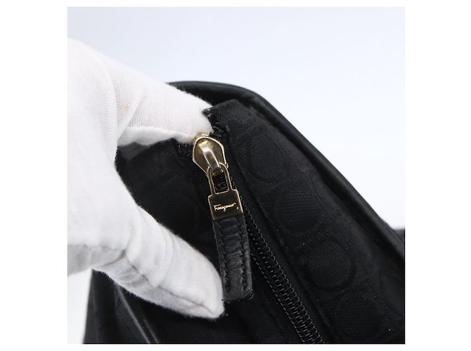 Borsa Tote Gancini in tela nera e oro Auth BA7530 di Salvatore Ferragamo Nero D'oro - vista 10