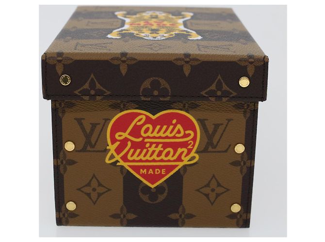 KARTONBOX STRIPE TIGER LOUIS VUITTON NIGO Braun GI0718 LV Auth 43816SM - Ansicht 4