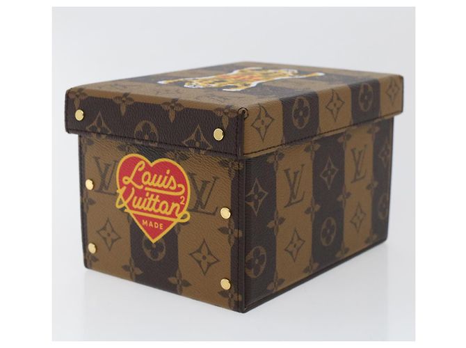 KARTONBOX STRIPE TIGER LOUIS VUITTON NIGO Braun GI0718 LV Auth 43816SM - Ansicht 7