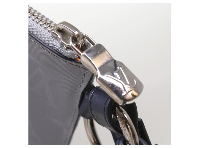 LOUIS VUITTON Pochette Satellite Alpha Monogramma Argento M44178 LV Auth 66459SAM - vista 17