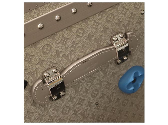 LOUIS VUITTON Taurillon Climbing Coolie Rosin 110Trunk Bianco M10074 Auth 115972SM - vista 19