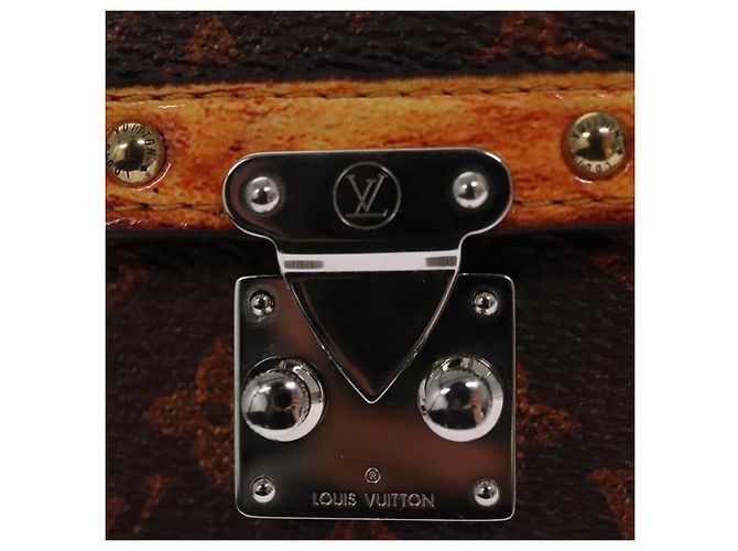 LOUIS VUITTON Monogram Essential Trunk Charm M63779 LV Auth 113416AM Monogramma - vista 17