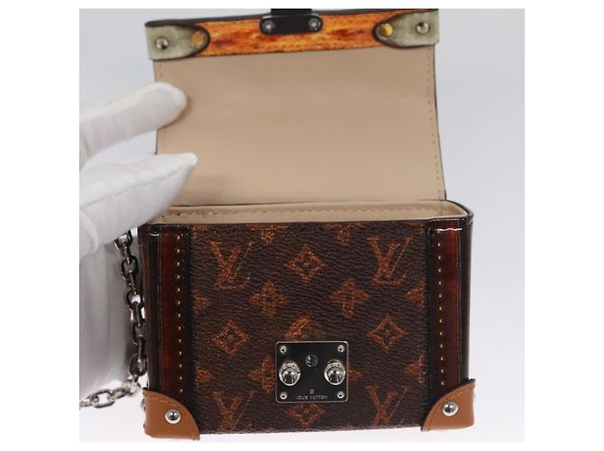LOUIS VUITTON Monogram Essential Trunk Charm M63779 LV Auth 113416AM Monogramma - vista 19
