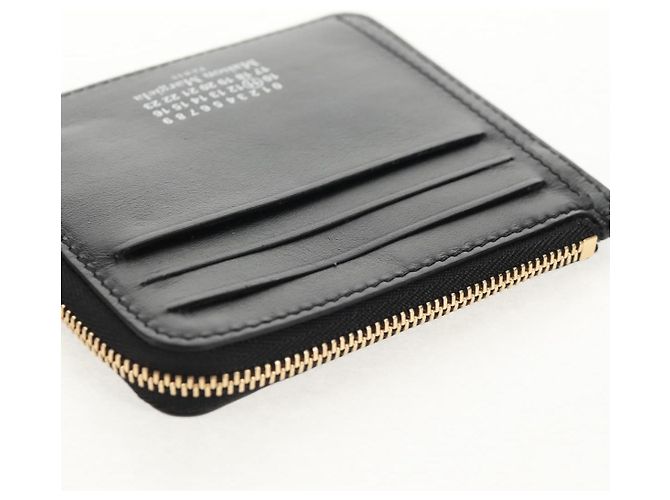 Autre Marque Maison Margiela Custodia Fragmento 4 Stitch Portafoglio Compatto in Pelle Nera Auth 154938M - vista 14