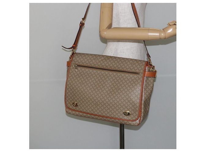 Céline Borsa a Spalla in Tela Macadam CELINE PVC Beige Oro Auth 144918 D'oro - vista 26