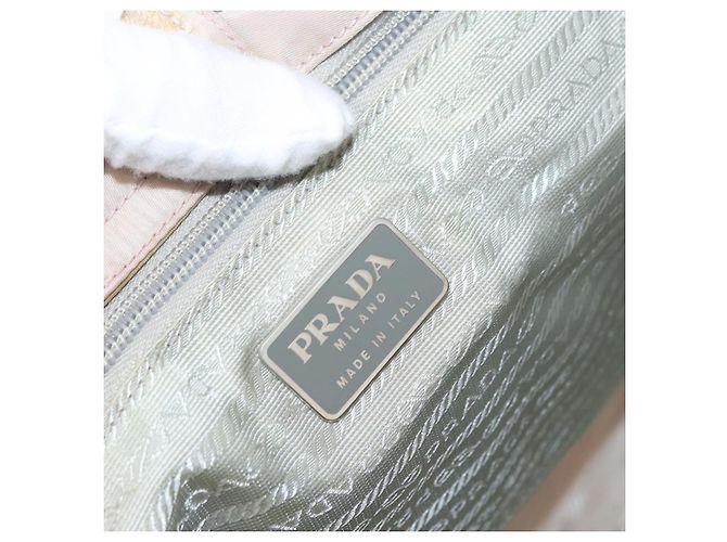 Borsa Tote Prada in Nylon Rosa Argento Auth 151432 - vista 16